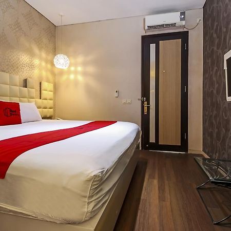 Reddoorz Plus Near Tugu Jogja Yogyakarta Esterno foto