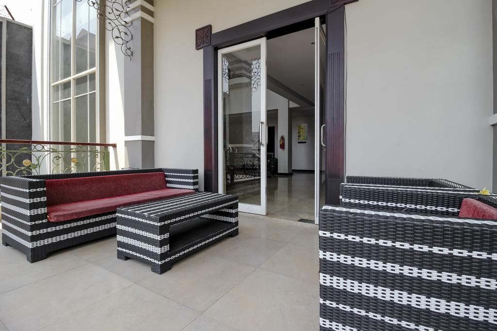 Reddoorz Plus Near Tugu Jogja Yogyakarta Esterno foto